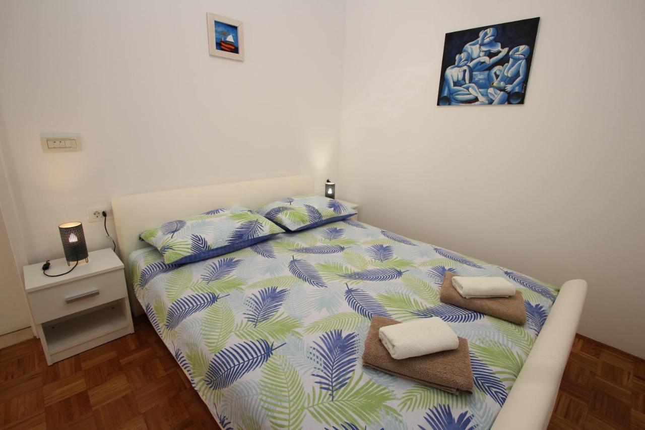 Apartment Luigi Poreč Exterior foto